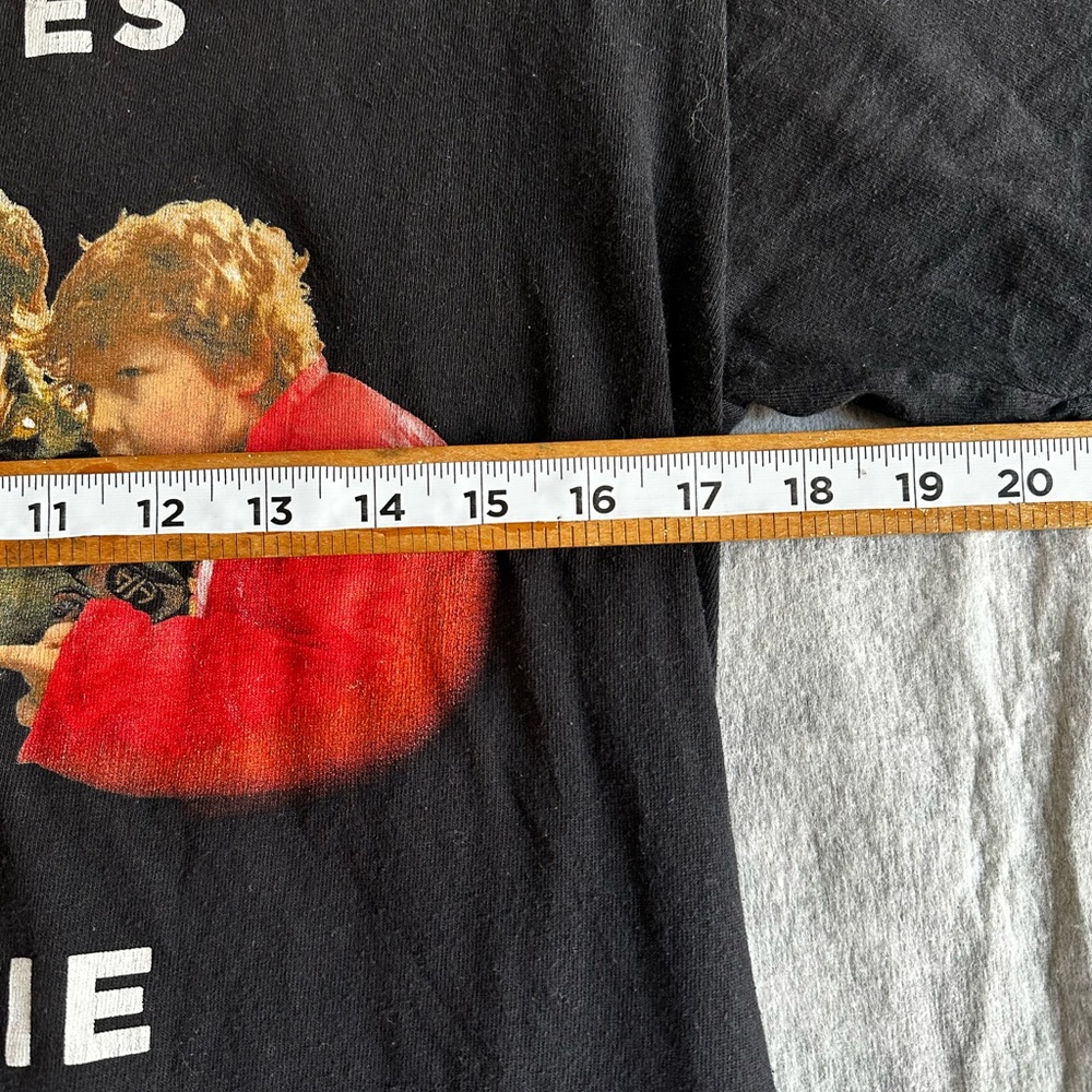 THE GOONIES MOVIE MEN’S SHORT SLEEVE GRAPHIC T-SHIRT SZ MEDIUM - Picture 8 of 11